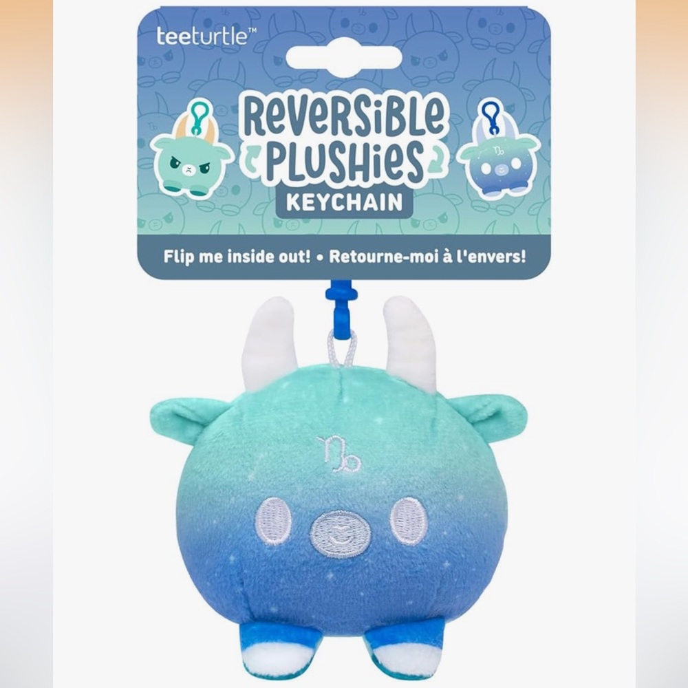 TeeTurtle Reversible Zodiac Capricorn Keychain ♑️